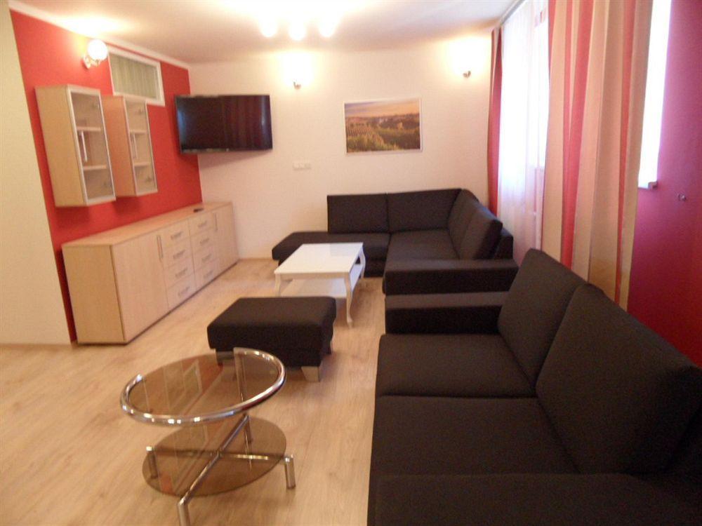 Apartments Verona Karlovy Vary Exterior photo